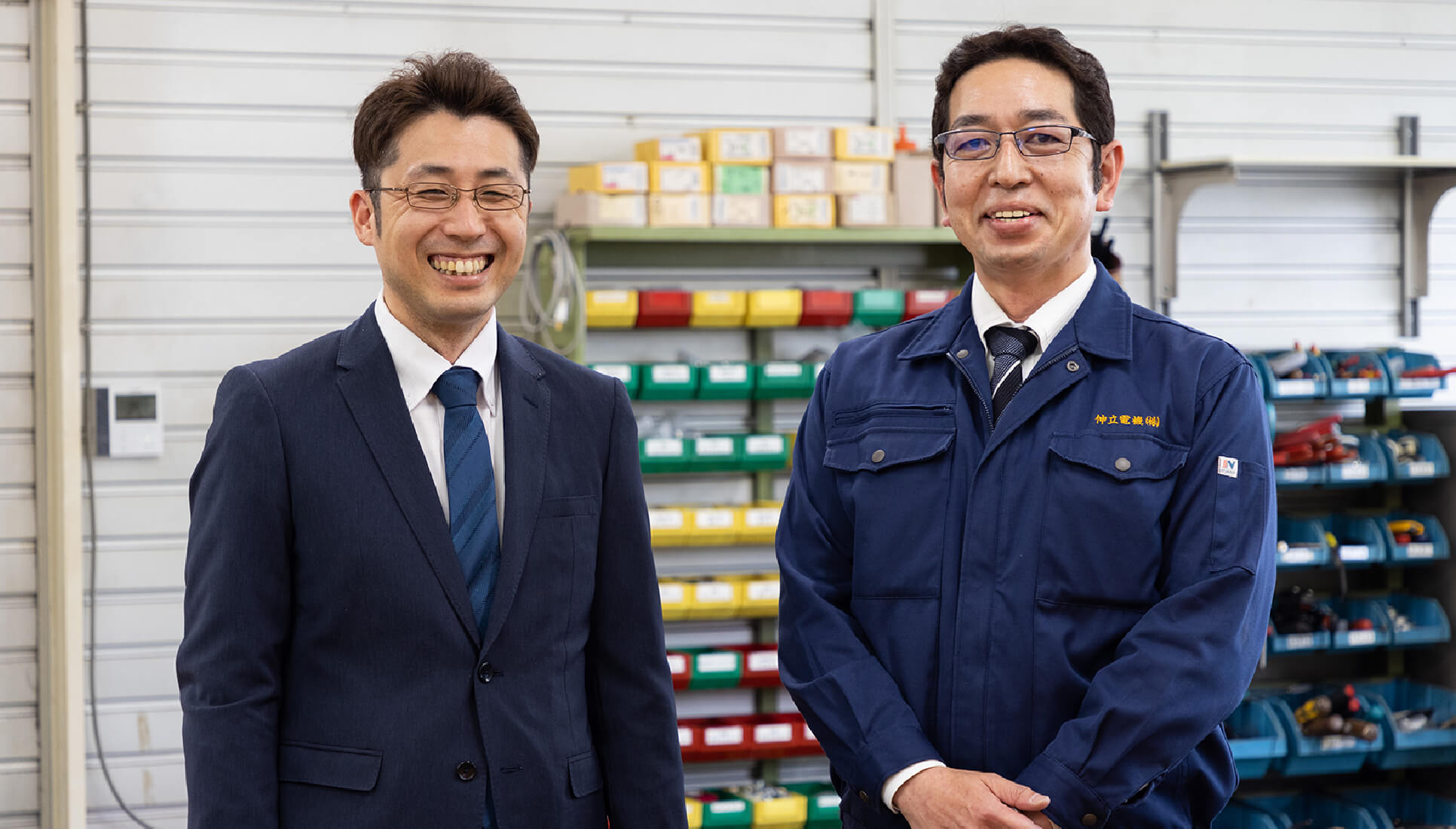 (左) 伸立電機株式会社 取締役社長 中野 貴博 (右) シニアマネージャー 深谷 英司